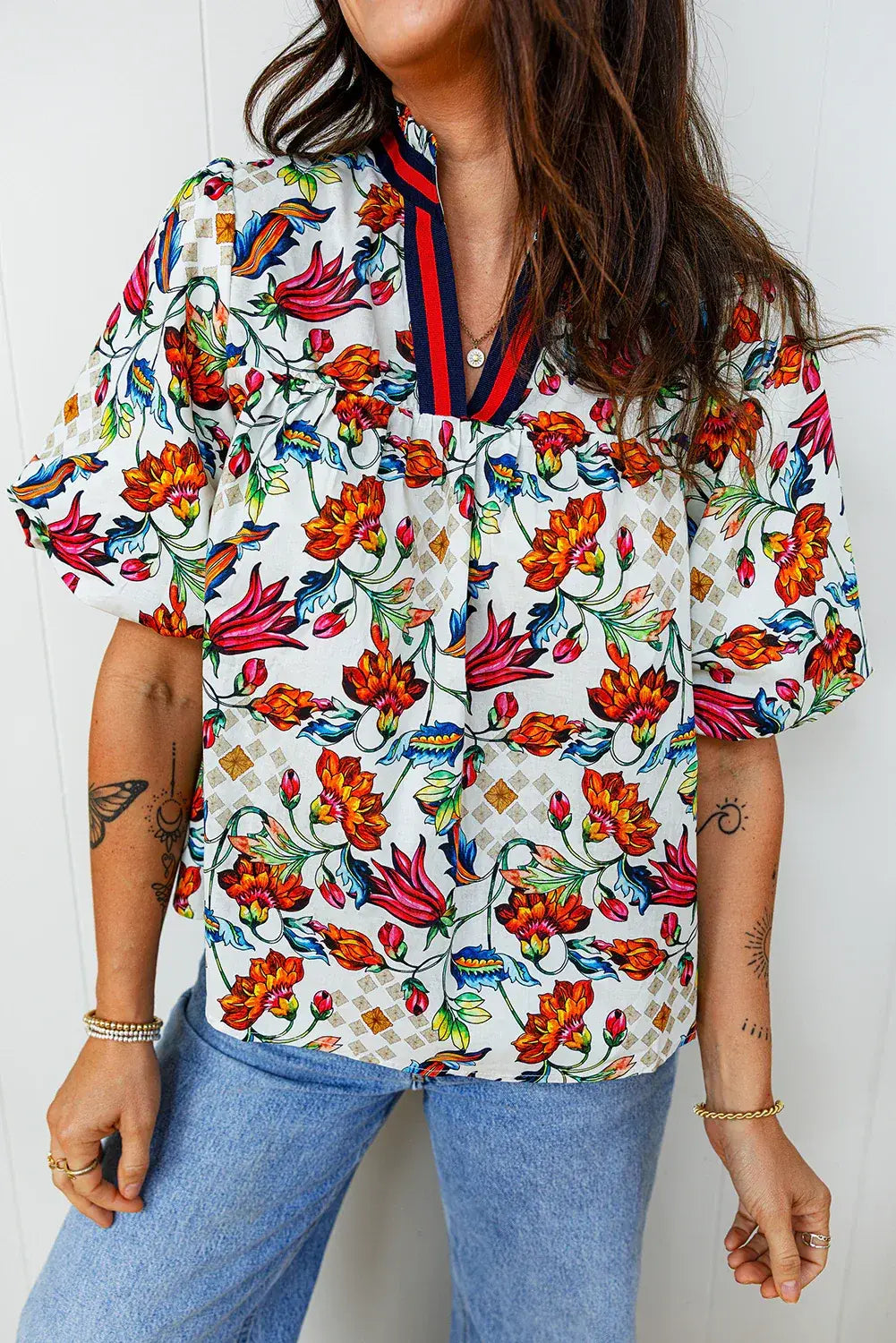 Multicolour Contrasted V Neckline Floral Puff Short Sleeve Blouse - Sweet Fashion Wholesale