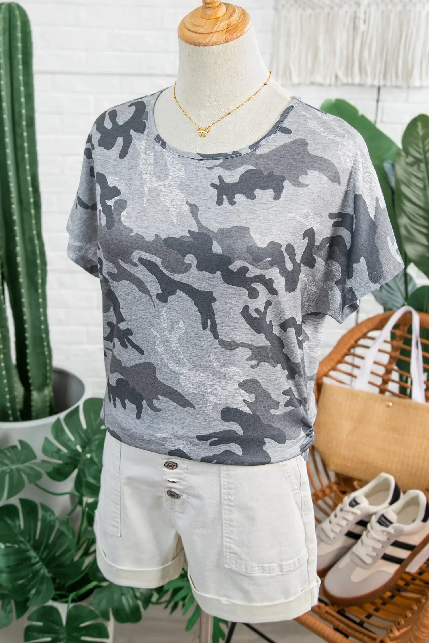 Gray Camouflage Print Round Neck T Shirt - Sweet Fashion Wholesale