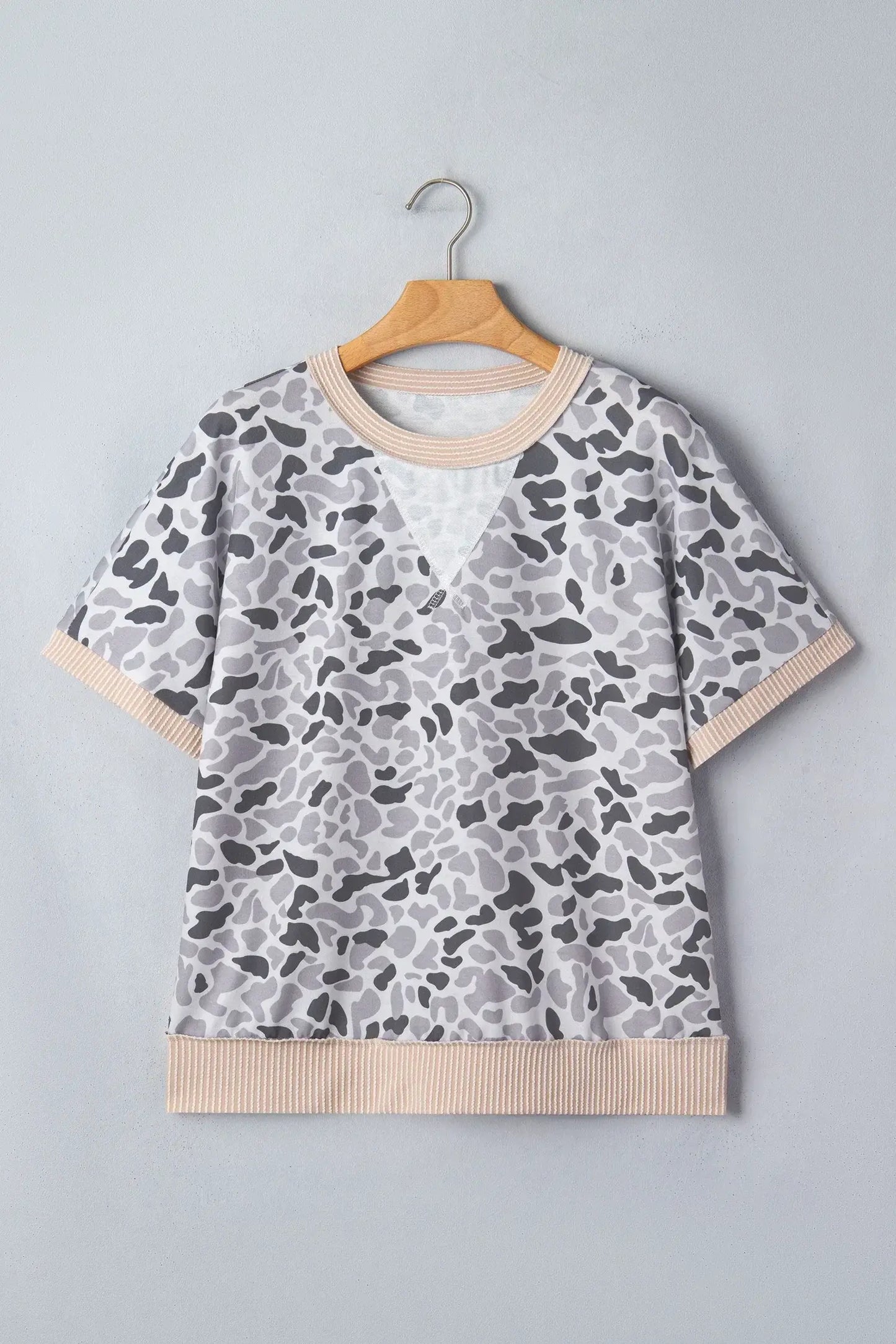 Gray Camouflage Print Twisted Ribbed Patchwork Casual T Shirt - Sweet Fashion Wholesale