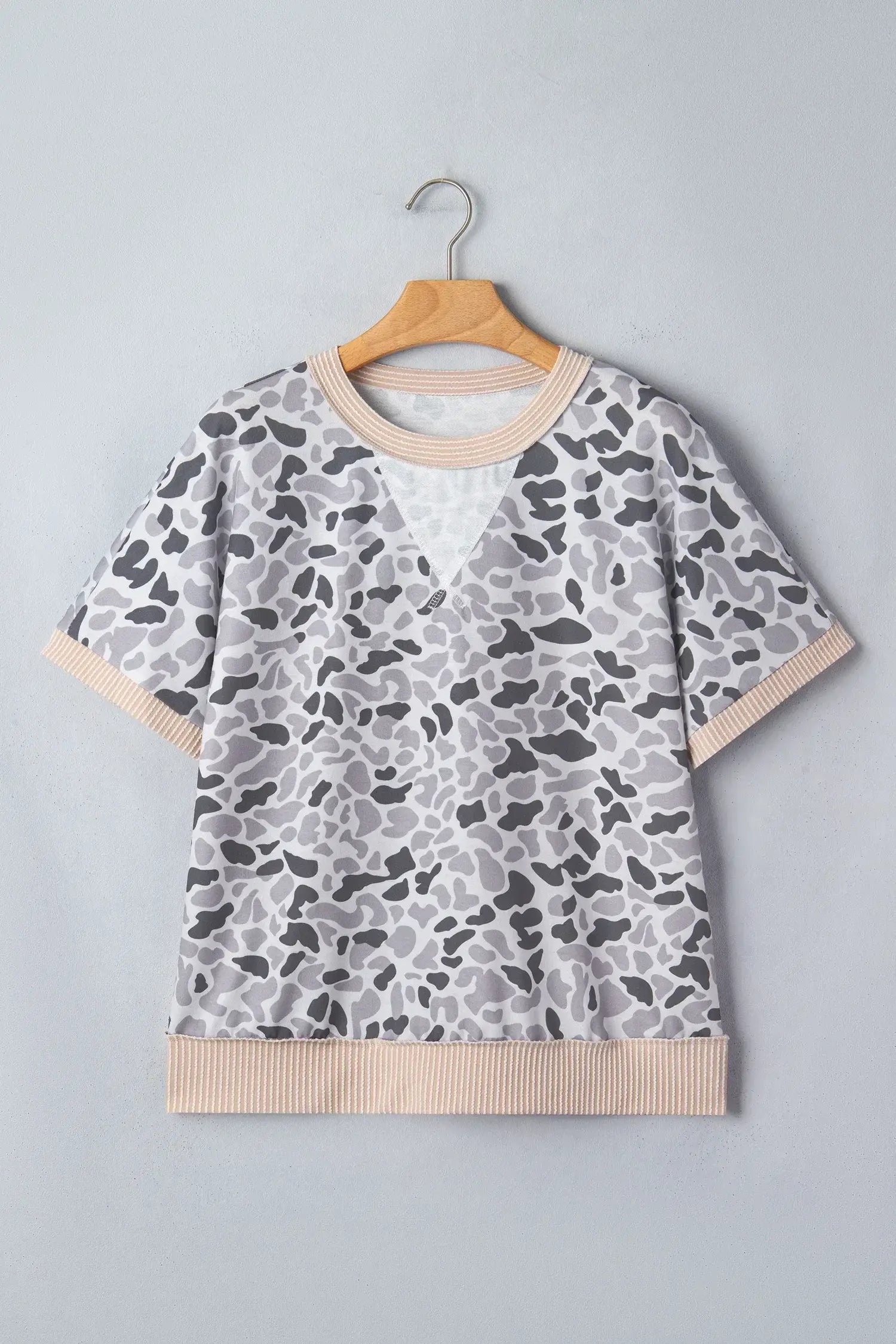 Gray Camouflage Print Twisted Ribbed Patchwork Casual T Shirt - Sweet Fashion Wholesale