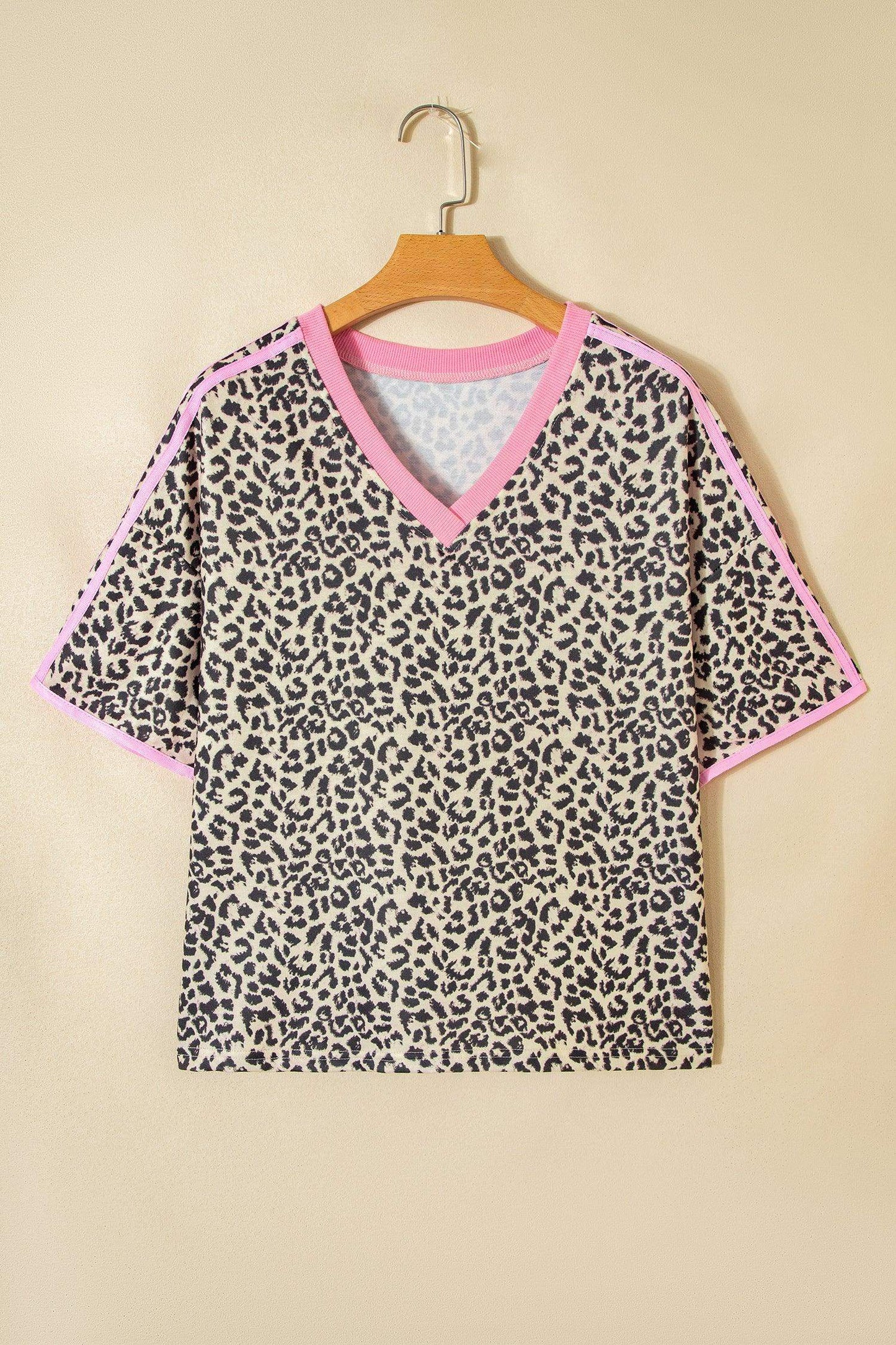 White Contrast V Neck Varsity Short Sleeve Leopard Top - Sweet Fashion Wholesale