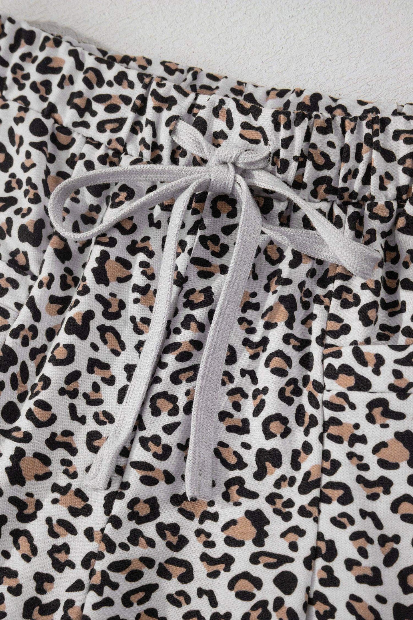 White Leopard High-Low Loose Tee Ankle Length Pants Set - Sweet Fashion Wholesale