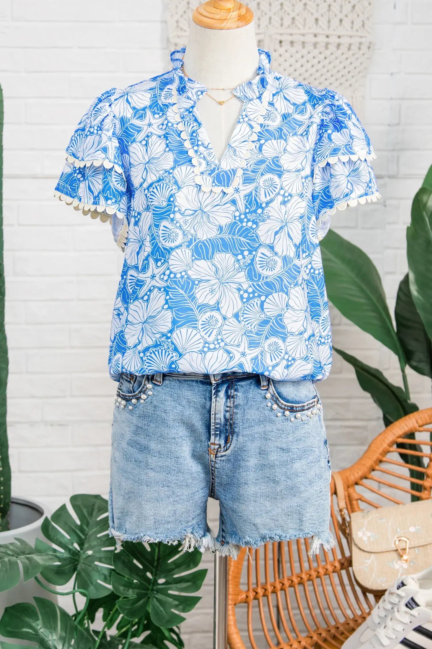 Sky Blue Oceanic Floral Print Scalloped Trim V Neck Short Sleeve Blouse - Sweet Fashion Wholesale