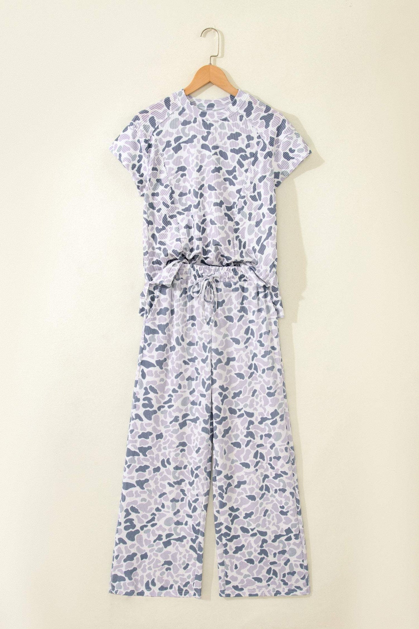 Beige Camouflage Print Twisted Rib Loose Tee Drawstring Pants Set