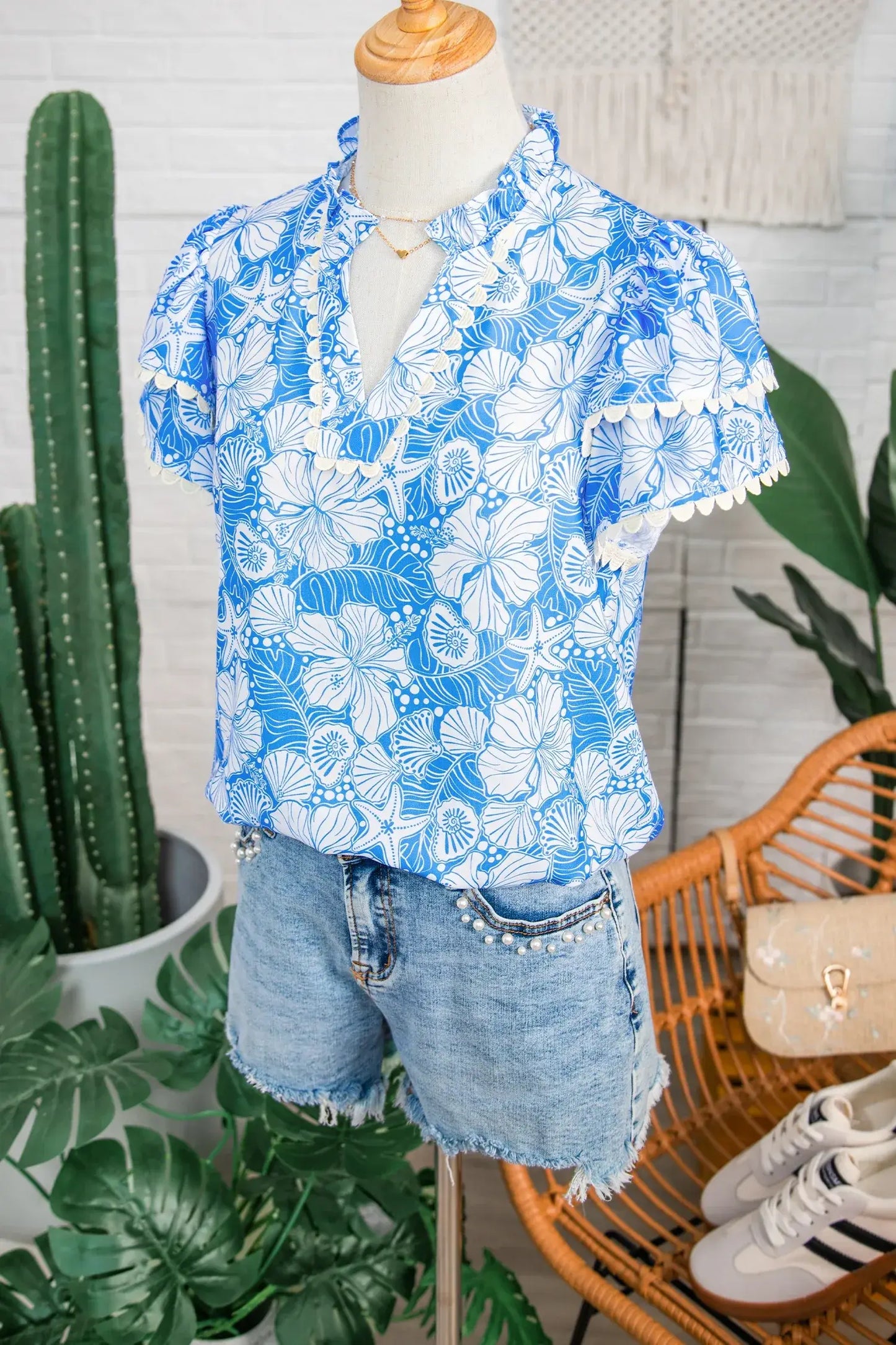 Sky Blue Oceanic Floral Print Scalloped Trim V Neck Short Sleeve Blouse - Sweet Fashion Wholesale