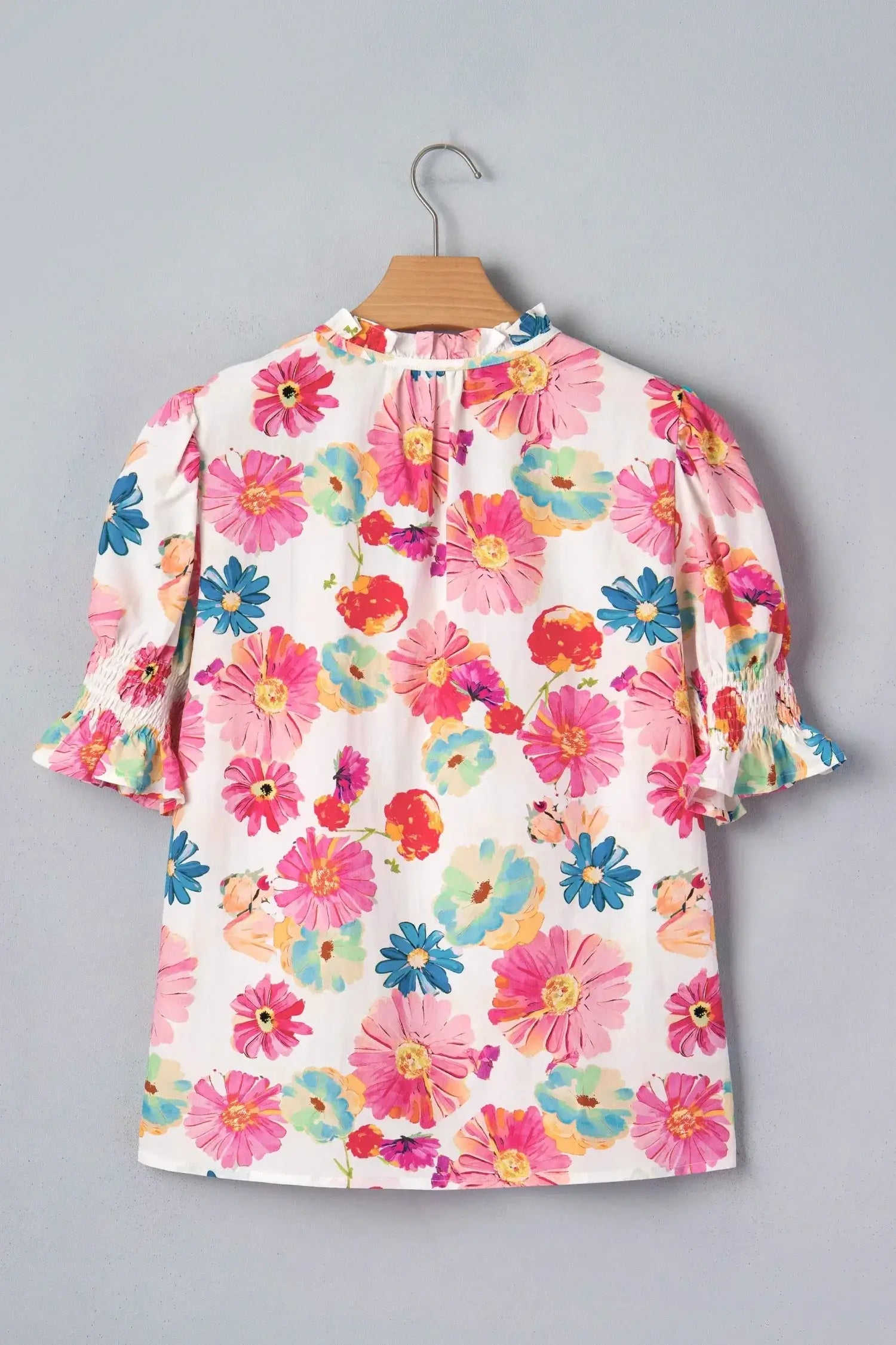 Beige Vibrant Summer Floral Tie V Neck Short Puff Sleeve Blouse - Sweet Fashion Wholesale