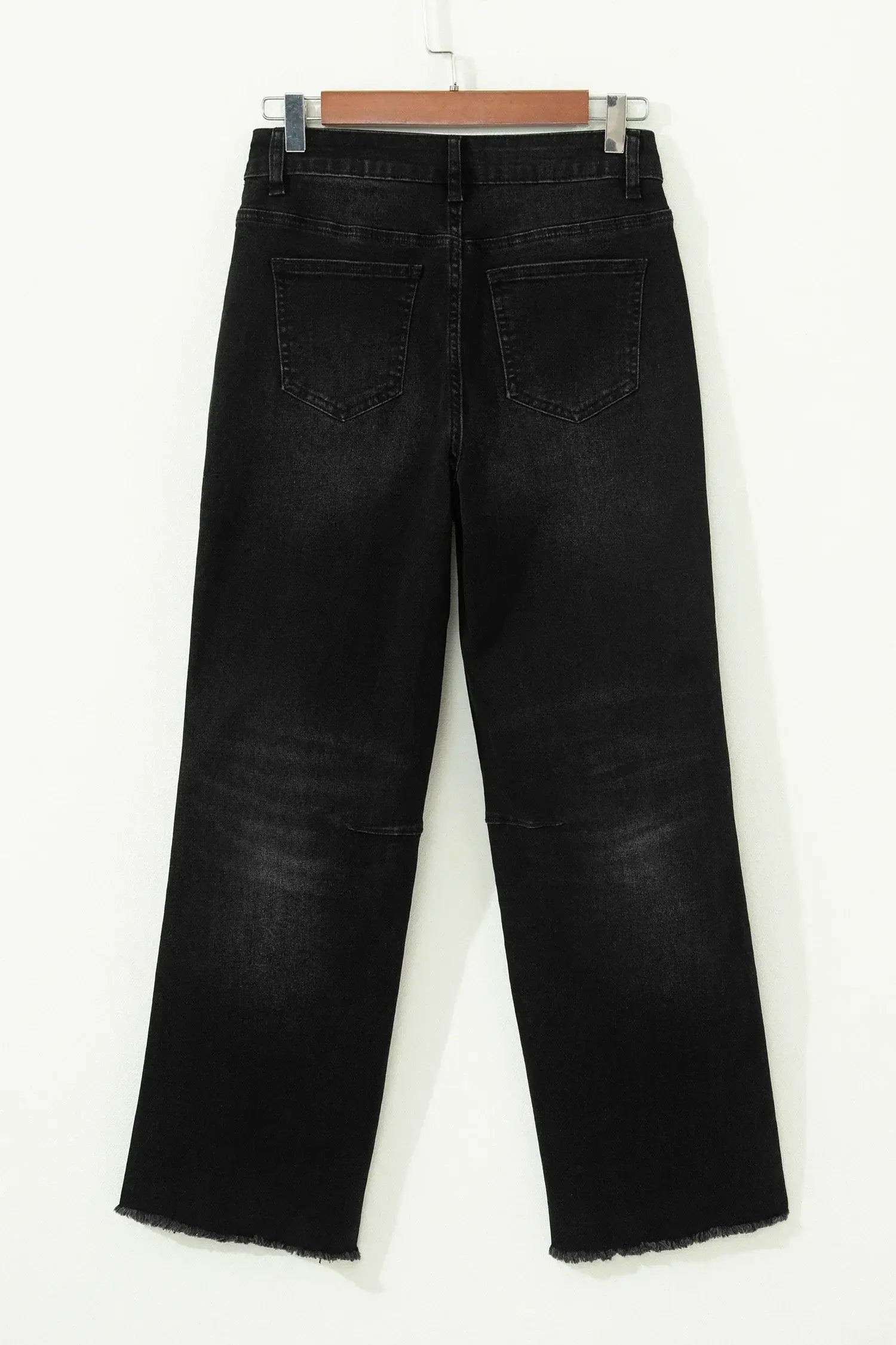 Black Frayed Cropped Straight Jeans - Sweet Fashion Wholesale