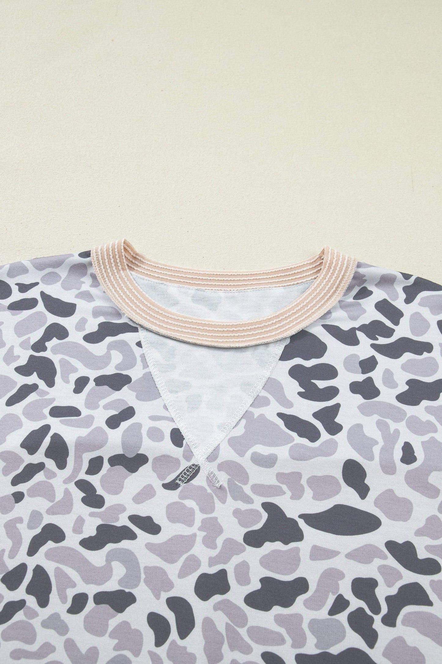 Gray Camouflage Print Twisted Ribbed Patchwork Casual T Shirt - Sweet Fashion Wholesale