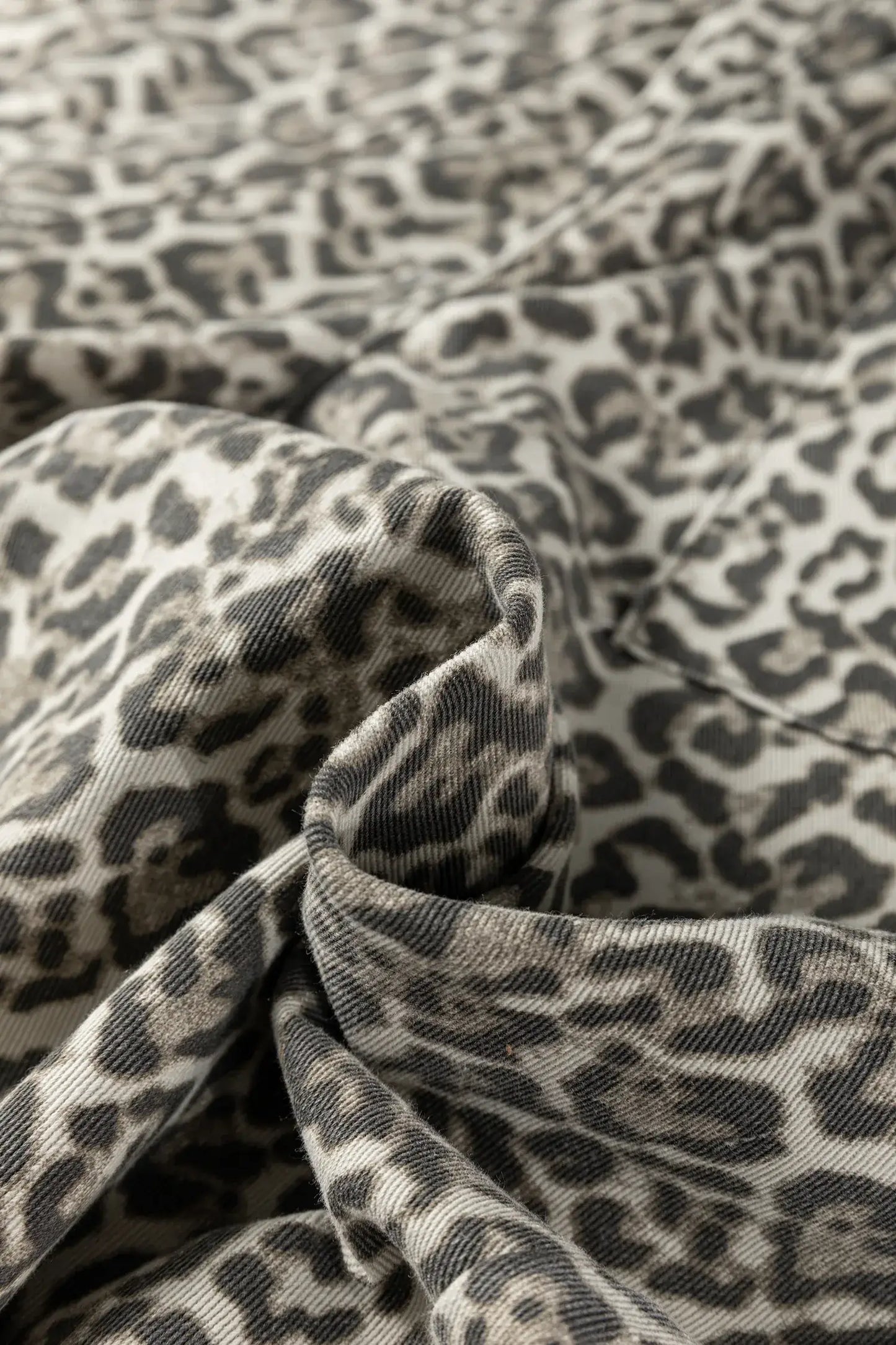 Brown Leopard Print Raw Hem Elastic Waist Loose Pull On Jeans - Sweet Fashion Wholesale