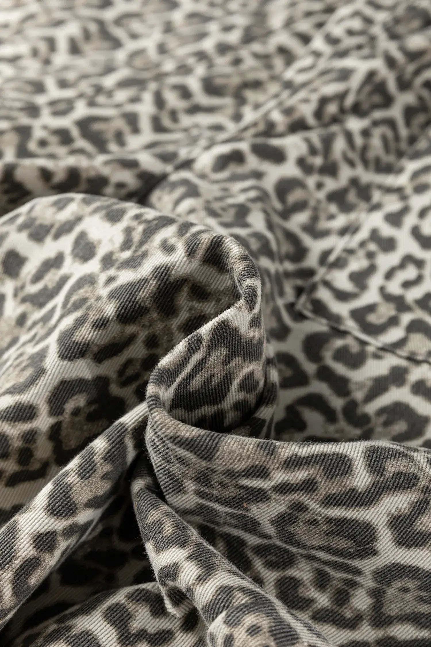 Brown Leopard Print Raw Hem Elastic Waist Loose Pull On Jeans - Sweet Fashion Wholesale