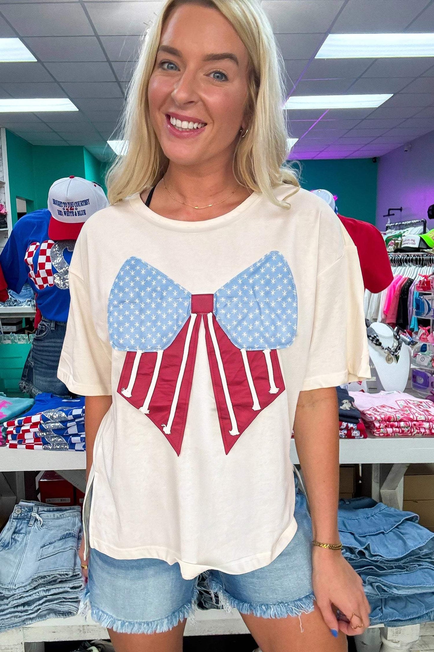 White Loose Knit Vintage Flag Bow Patched T Shirt