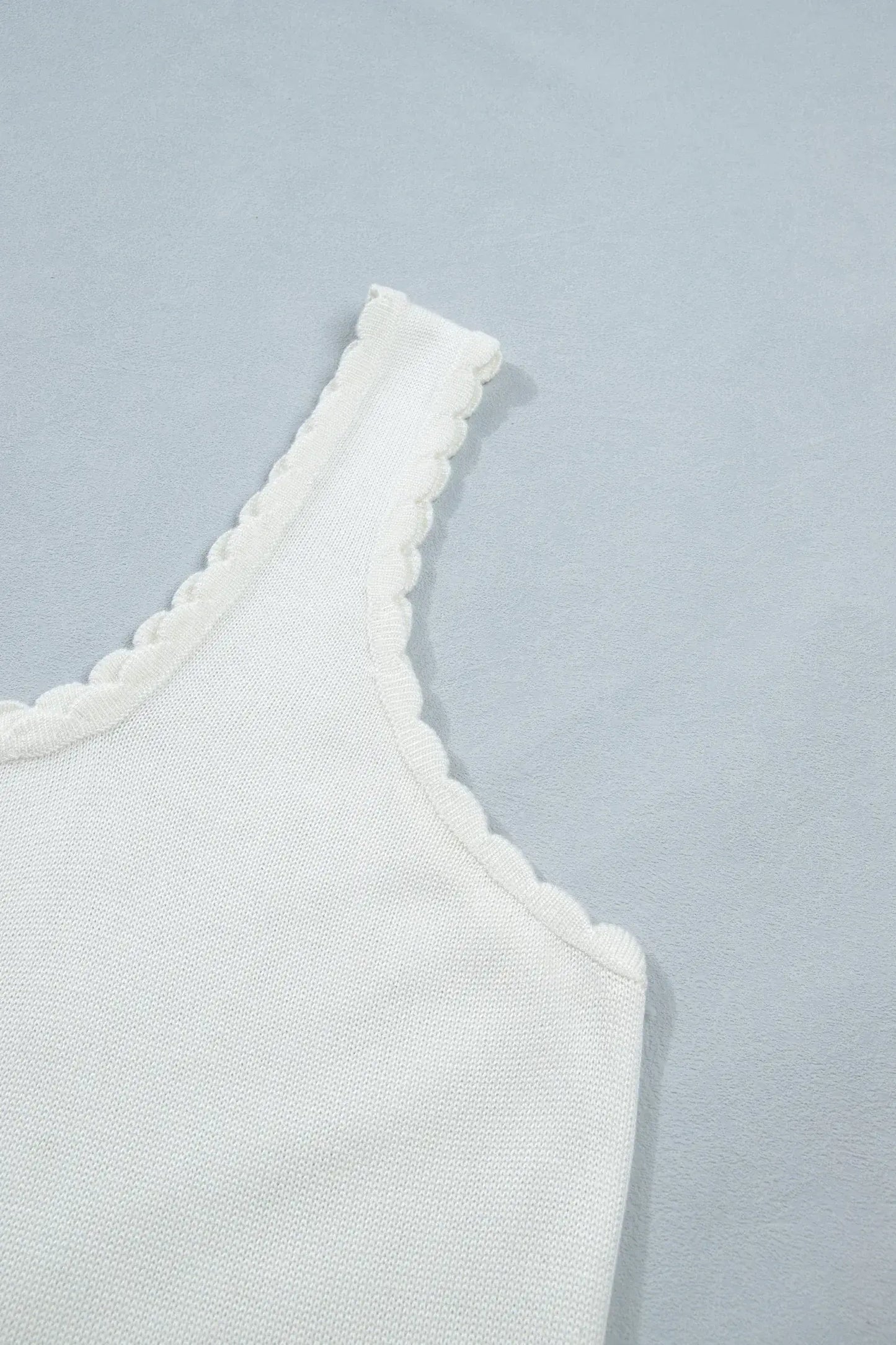 White Plus Size Floral Print Scalloped Trim Square Neck Sweater Vest - Sweet Fashion Wholesale