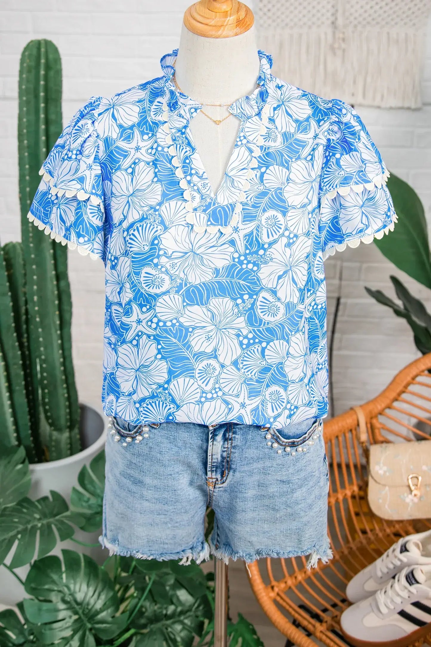 Sky Blue Oceanic Floral Print Scalloped Trim V Neck Short Sleeve Blouse - Sweet Fashion Wholesale