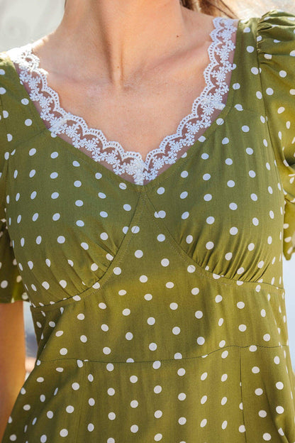 Green Polka Dot Print Lacy Neckline Smocked High Waist Maxi Dress - Sweet Fashion Wholesale