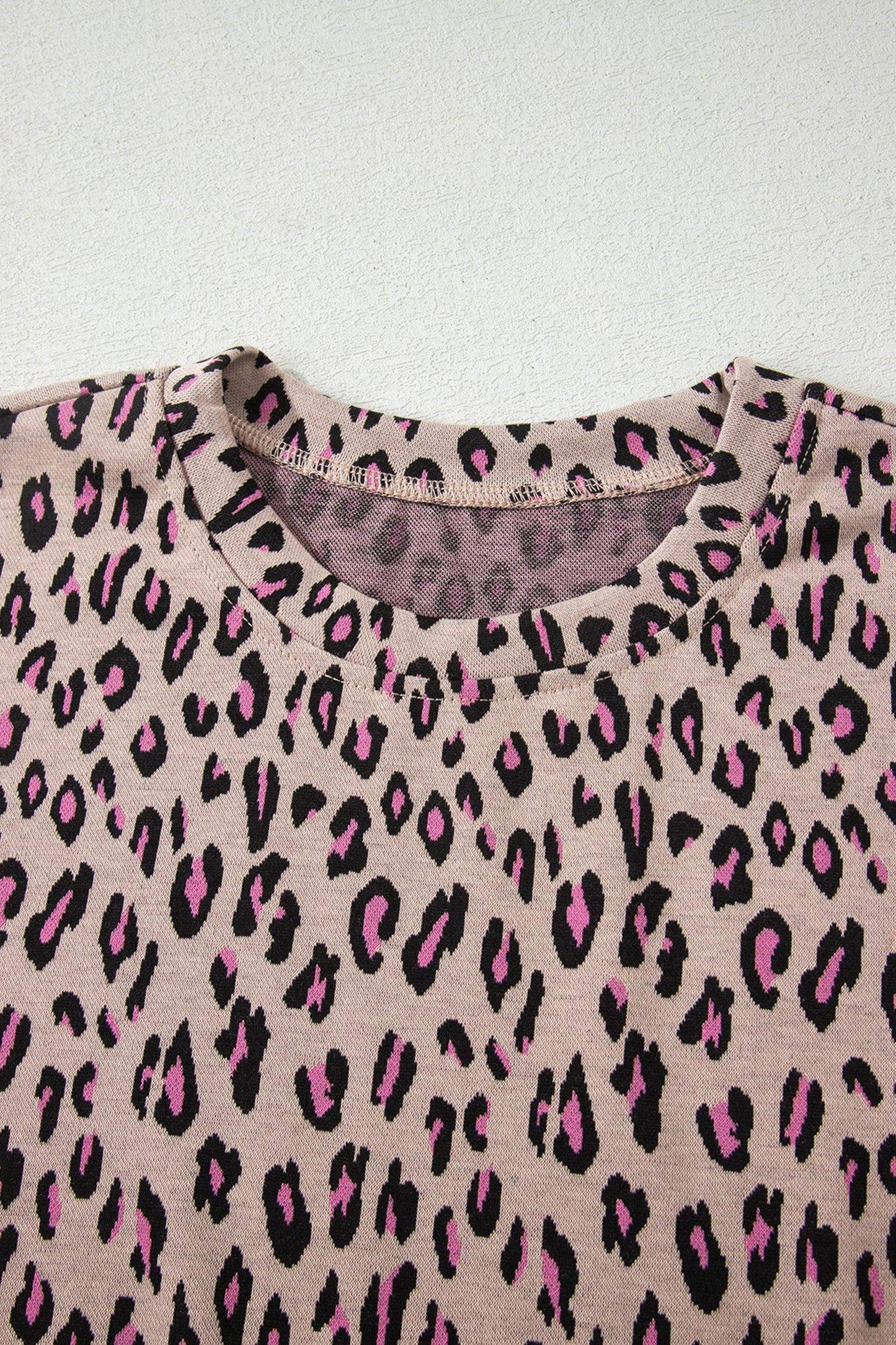 Beige Leopard Print Casual Tee and Pants 2pcs Outfit - Sweet Fashion Wholesale