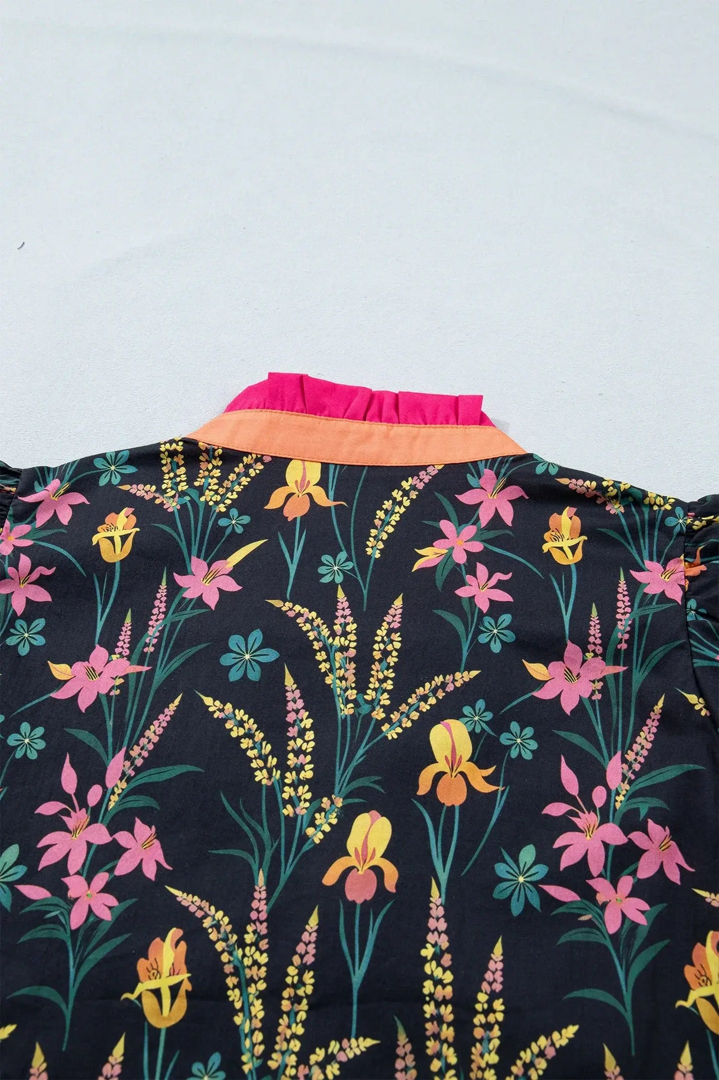 Black Floral Print Contrast Trim Tiered Ruffled Short Sleeve Blouse