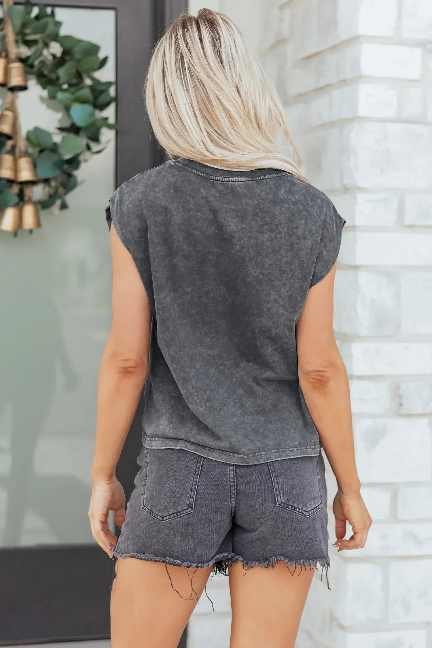 Smoke Gray COWGIRLS DONT CRY Western Graphic Mineral Wash Tank Top - Sweet Fashion Wholesale