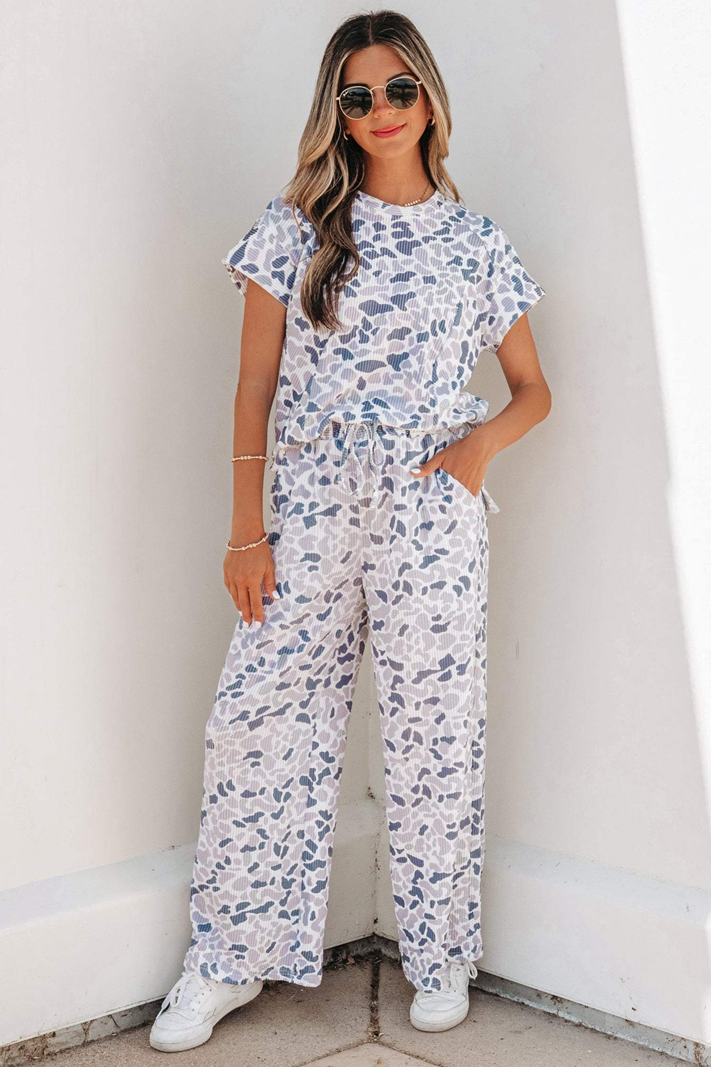 Beige Camouflage Print Twisted Rib Loose Tee Drawstring Pants Set