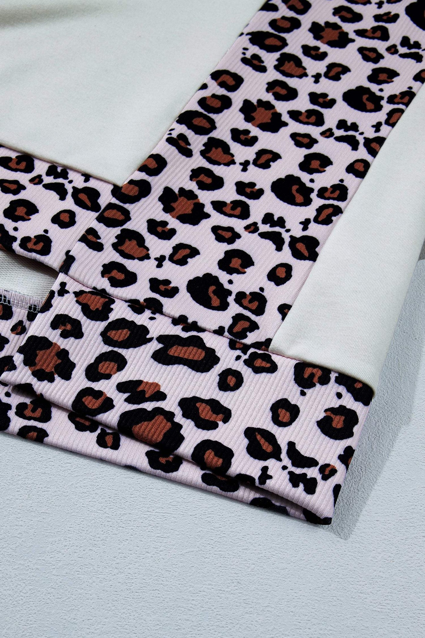 White Ribbed Leopard Patchwork Uneven Hem T Shirt