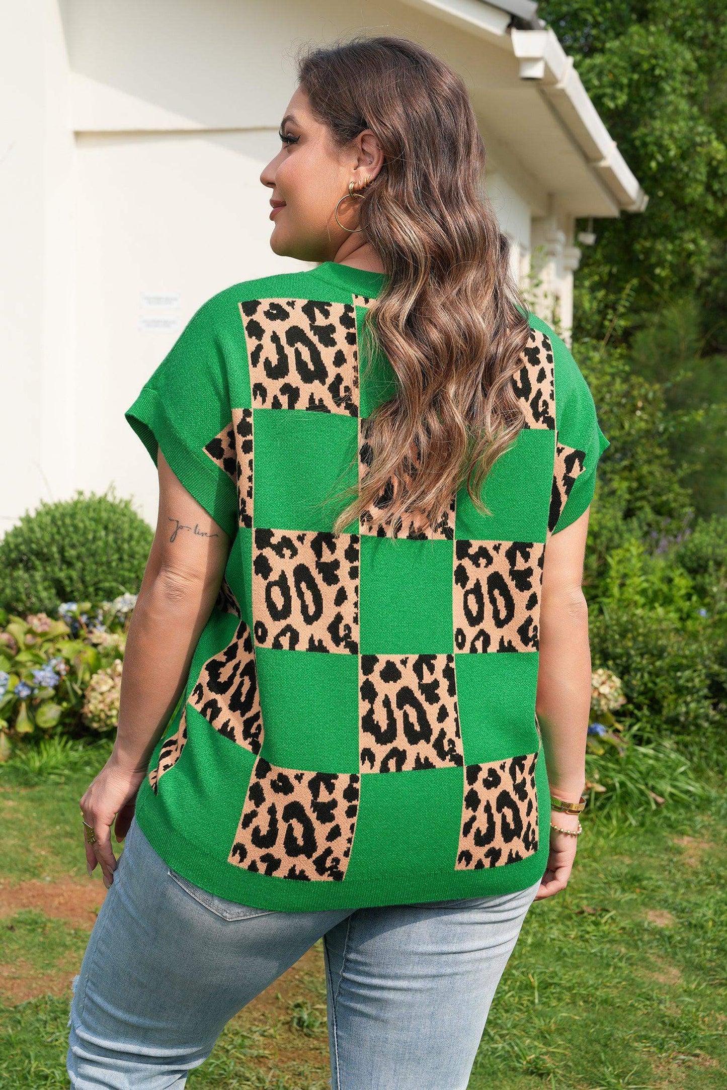 Red Plus Size Leopard Contrasted Checkered Short Sleeve Sweater - Sweet Fashion Wholesale