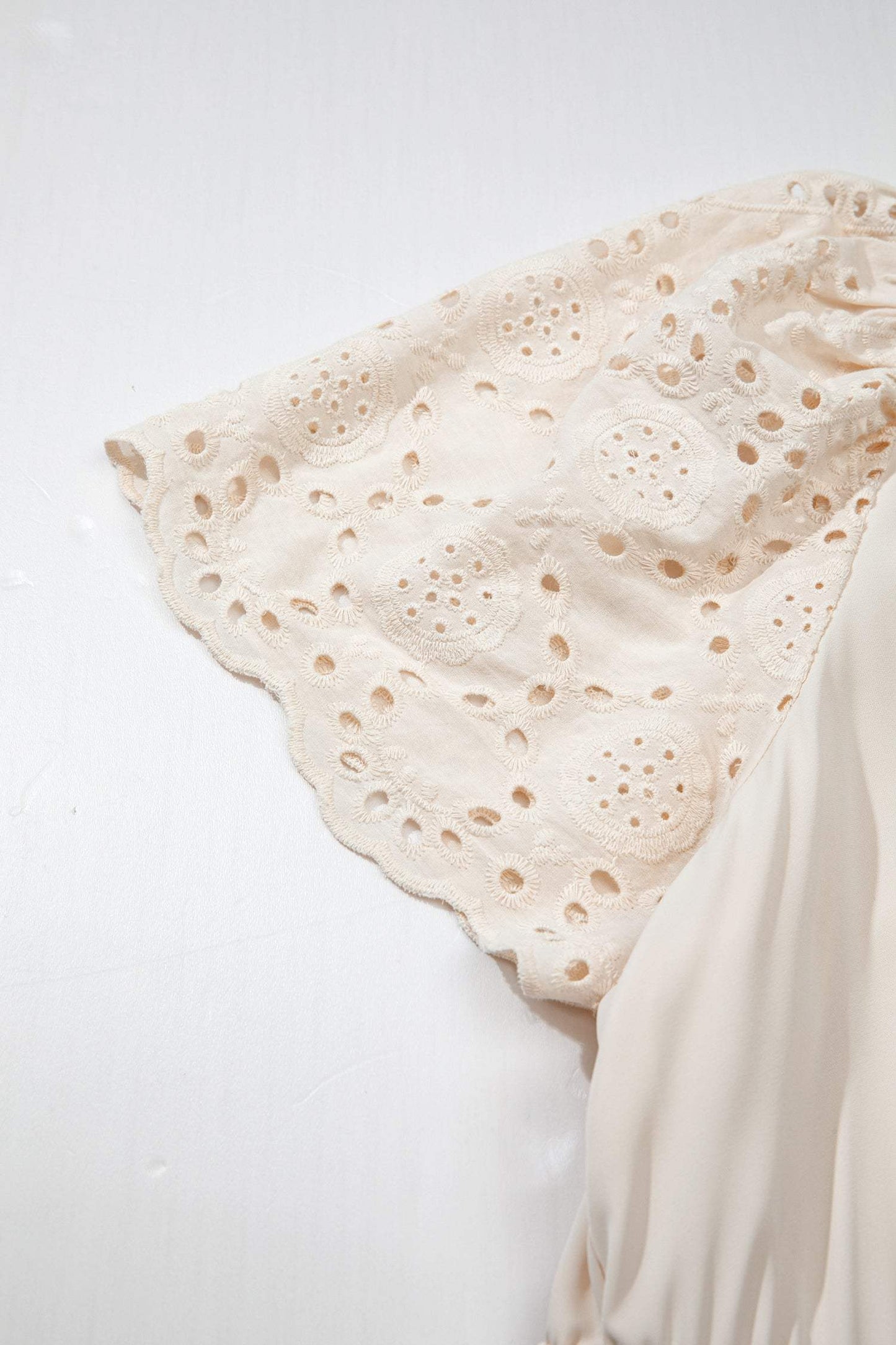 Apricot Plus Size V Neck Lacy Embroidery Patchwork Short Sleeve Maxi Dress