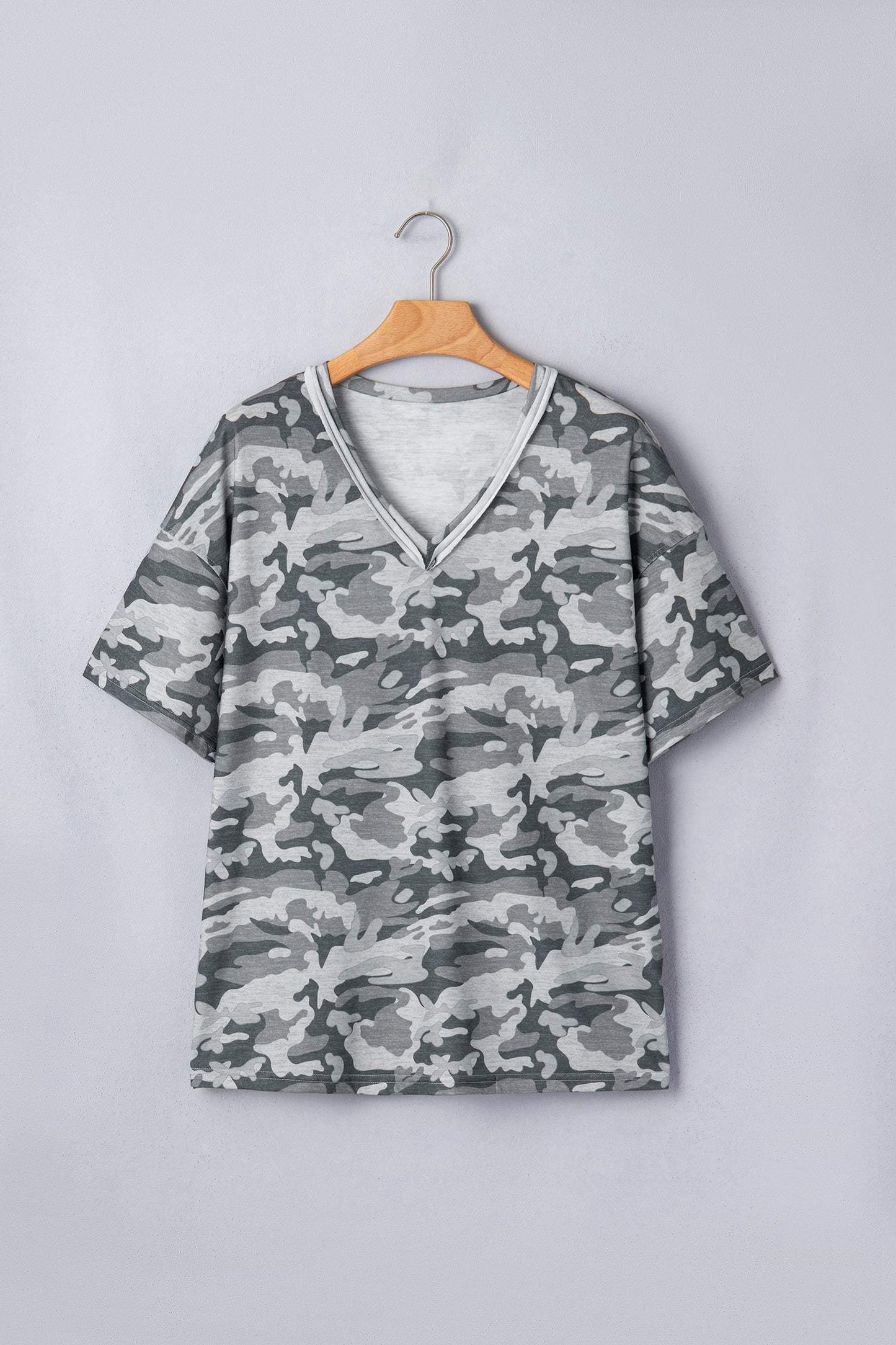 Green Retro Camouflage Print Raw Edge V Neck Tee