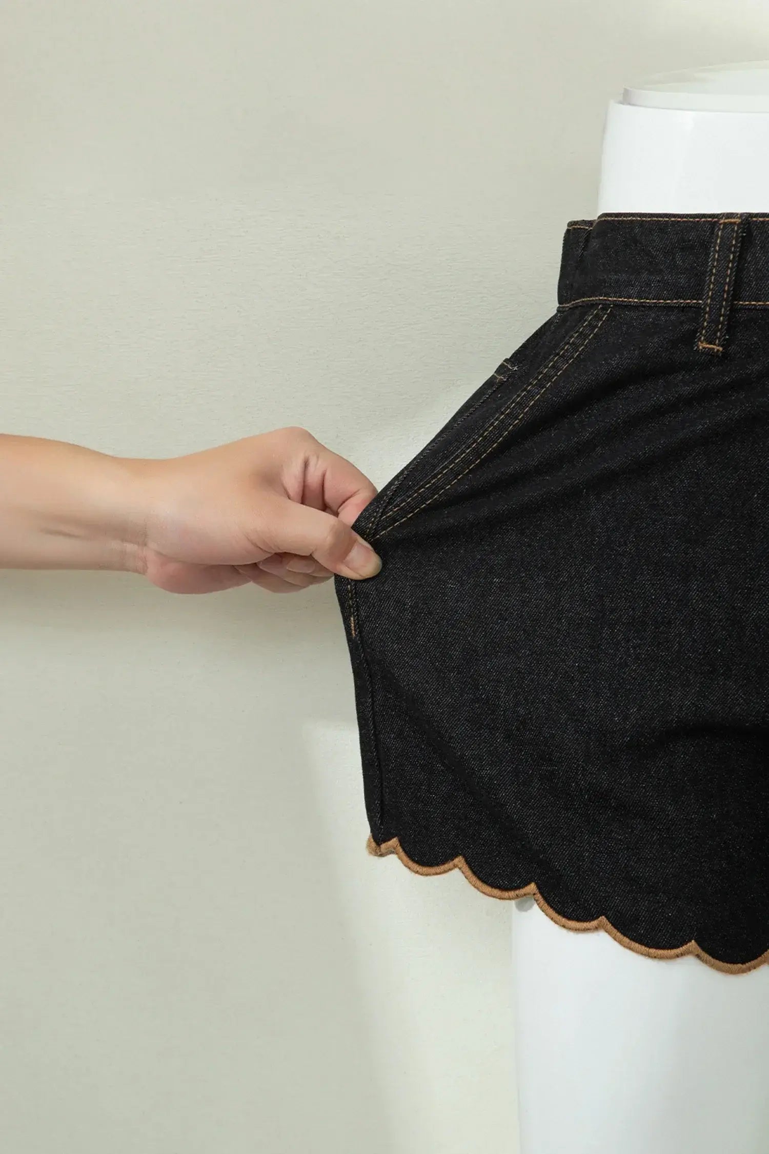 Navy Blue Embroidered Scalloped Trim Relaxed Denim Shorts - Sweet Fashion Wholesale
