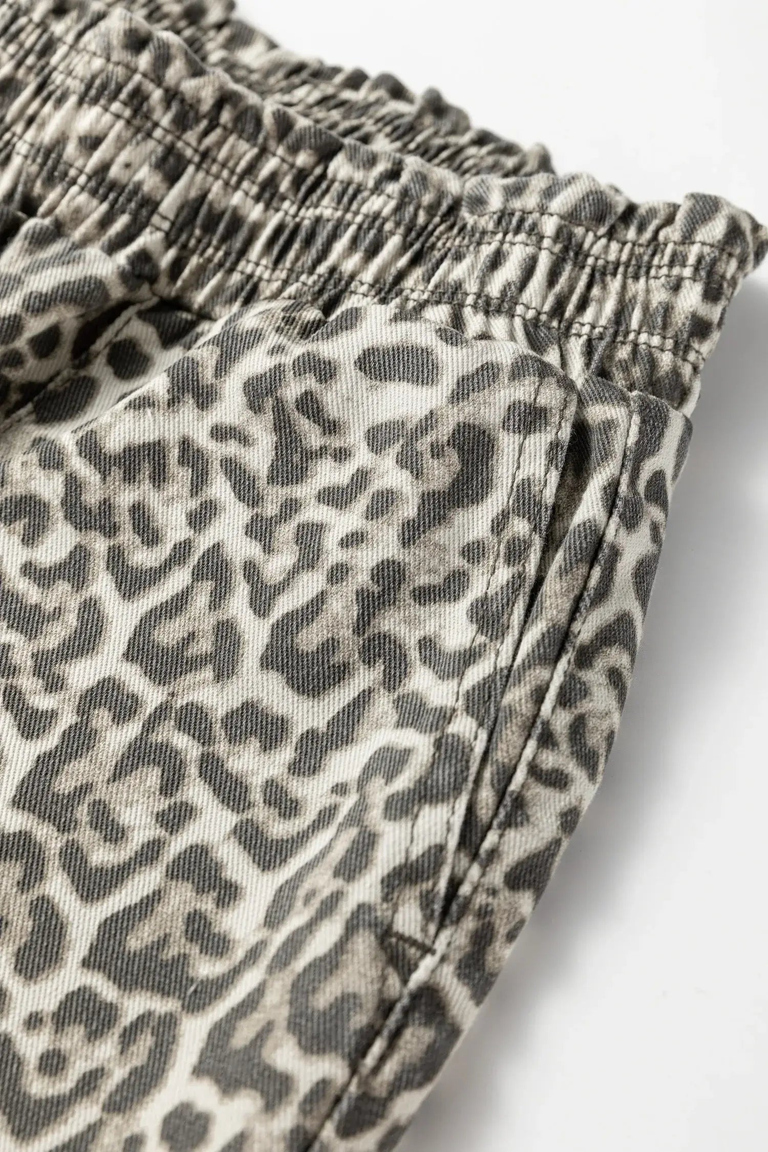 Brown Leopard Print Raw Hem Elastic Waist Loose Pull On Jeans - Sweet Fashion Wholesale