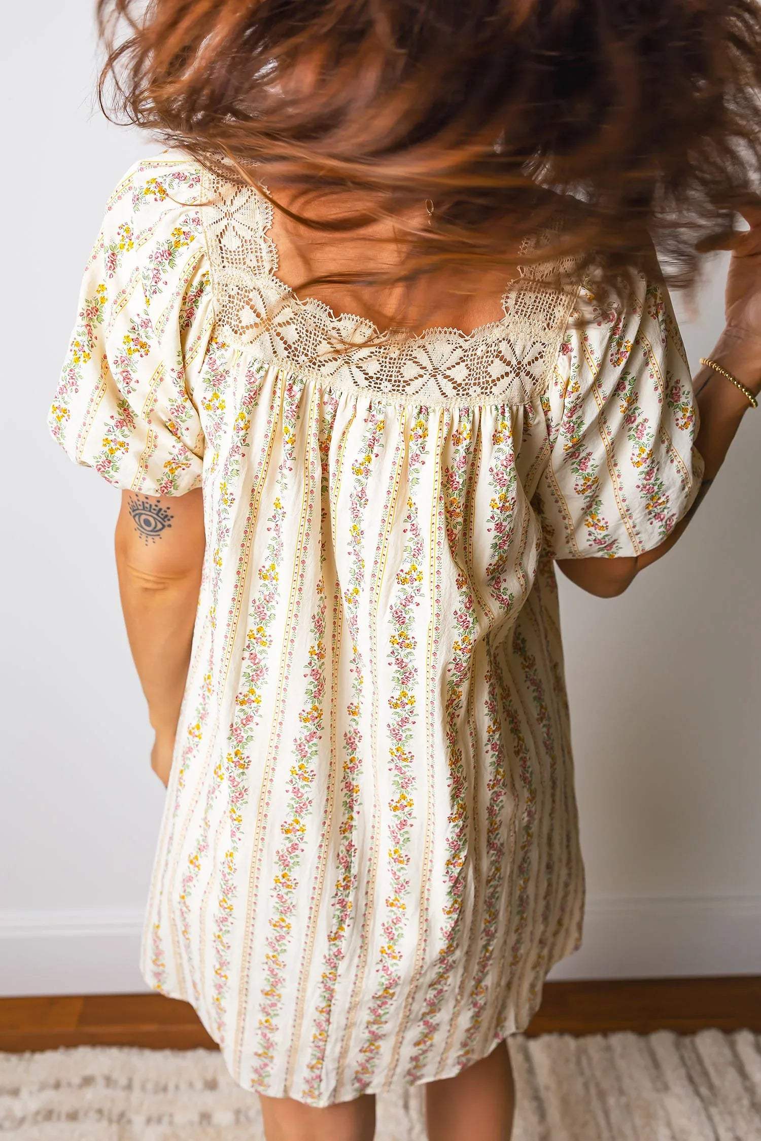 Multicolour Floral Print Contrast Ribbon Bow Lace Trim Square Neck Mini Dress - Sweet Fashion Wholesale