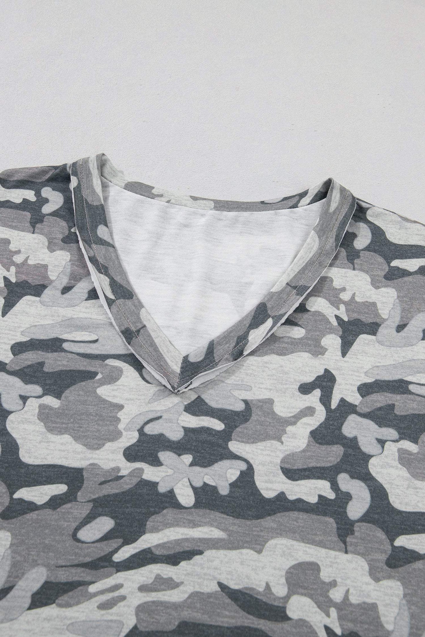 Green Retro Camouflage Print Raw Edge V Neck Tee
