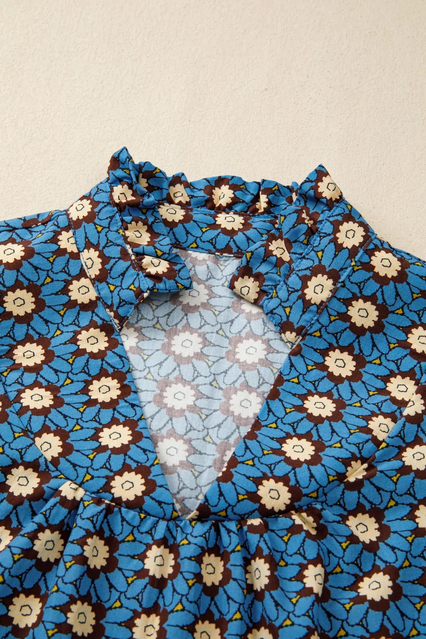 Sky Blue Retro Floral Print V Neck Pleated Detail Short Puff Sleeve Blouse - Sweet Fashion Wholesale