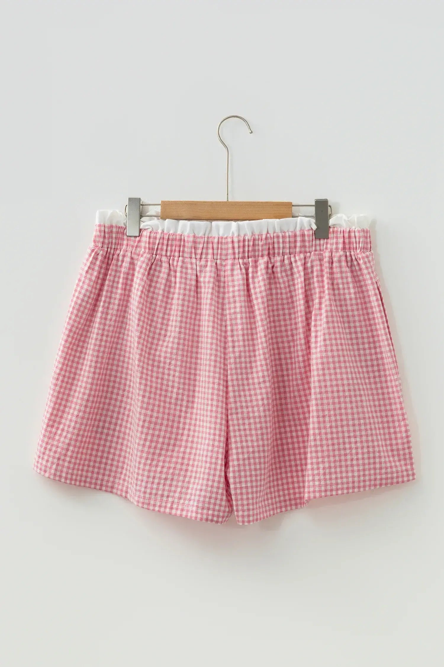 Red Contrast Trim Plaid Print Plus Size Shorts - Sweet Fashion Wholesale