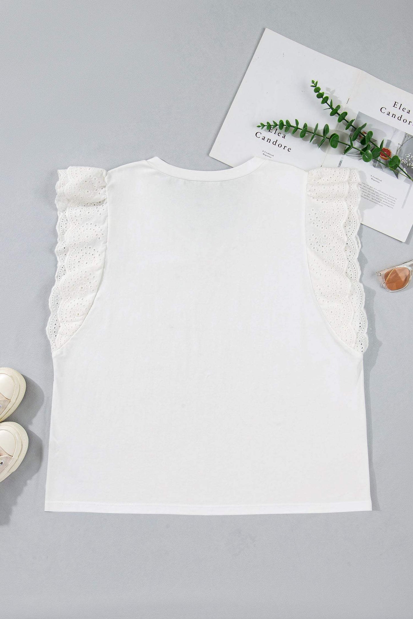 White Eyelet Crochet Splicing Short Sleeve Plus Size Tee