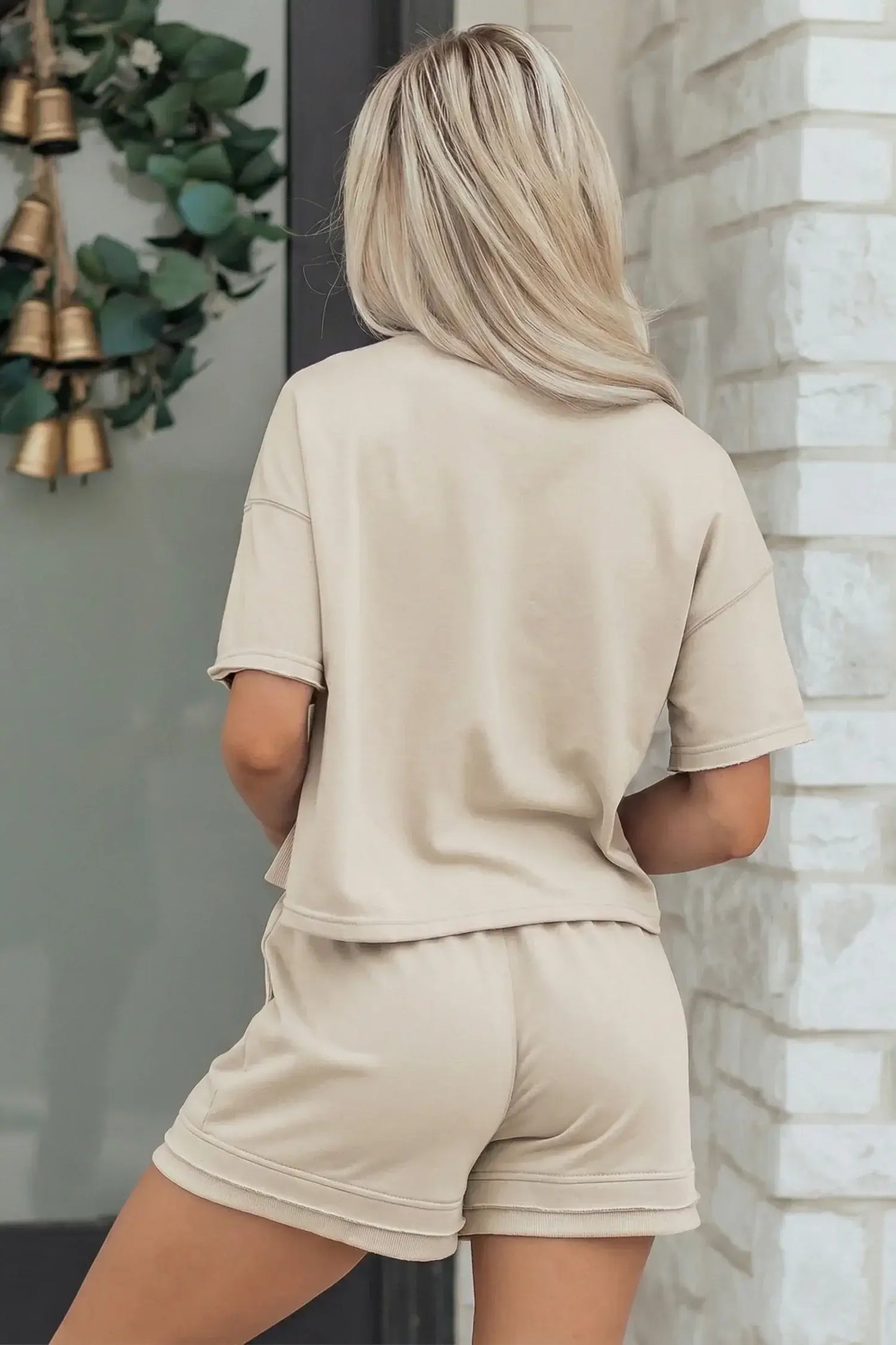 Jet Stream Solid Color Contrast Textured Patchwork Raw Edge 2pcs Short Set - Sweet Fashion Wholesale