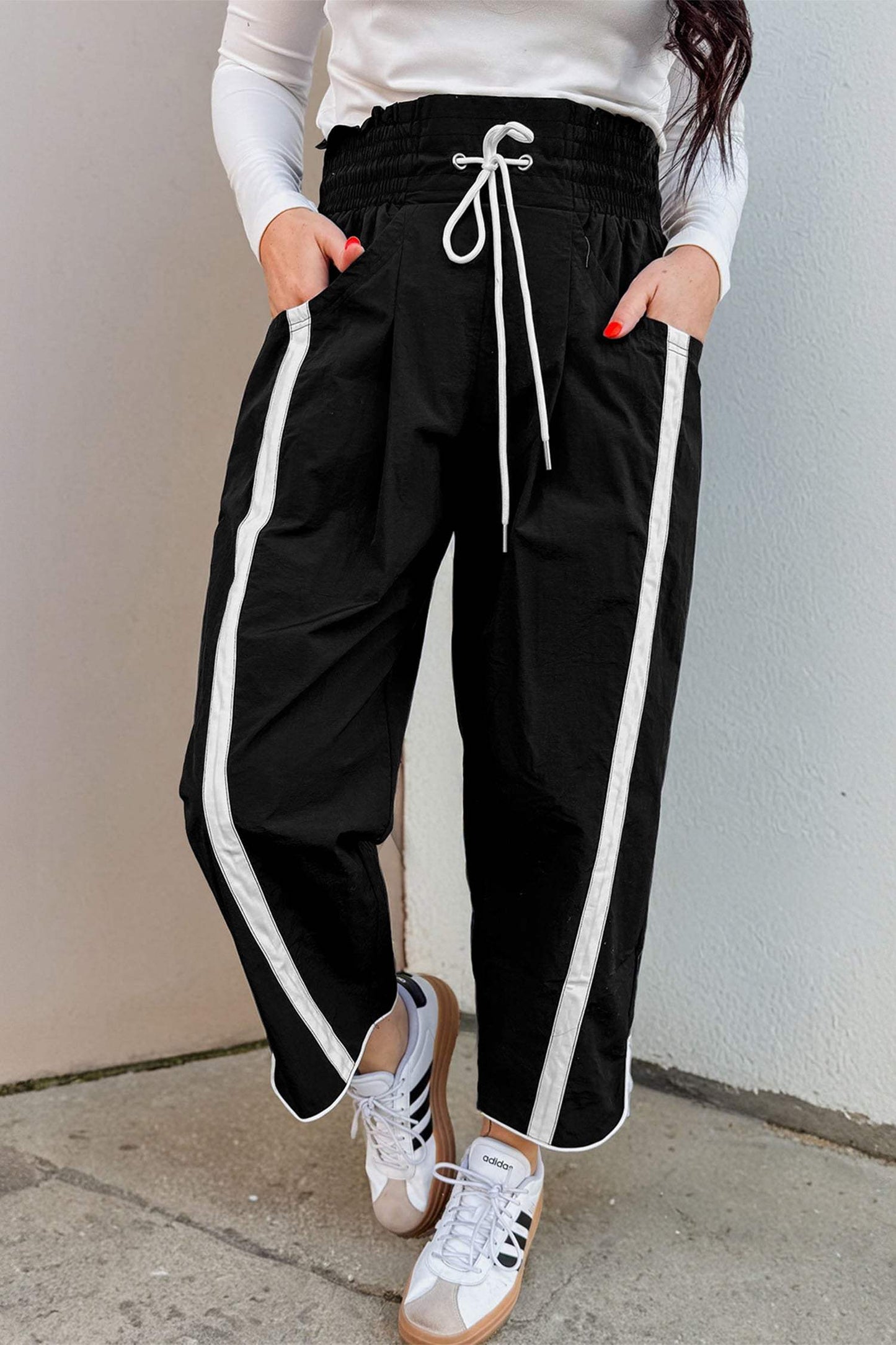 Bright Green Contrast Striped Smocked Waist Drawstring Cropped Casual Pants